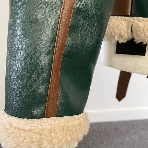 Bida Faux Shearling/Leather Green & Brown Bomber Jacket. Size M - Picture 8 of 16